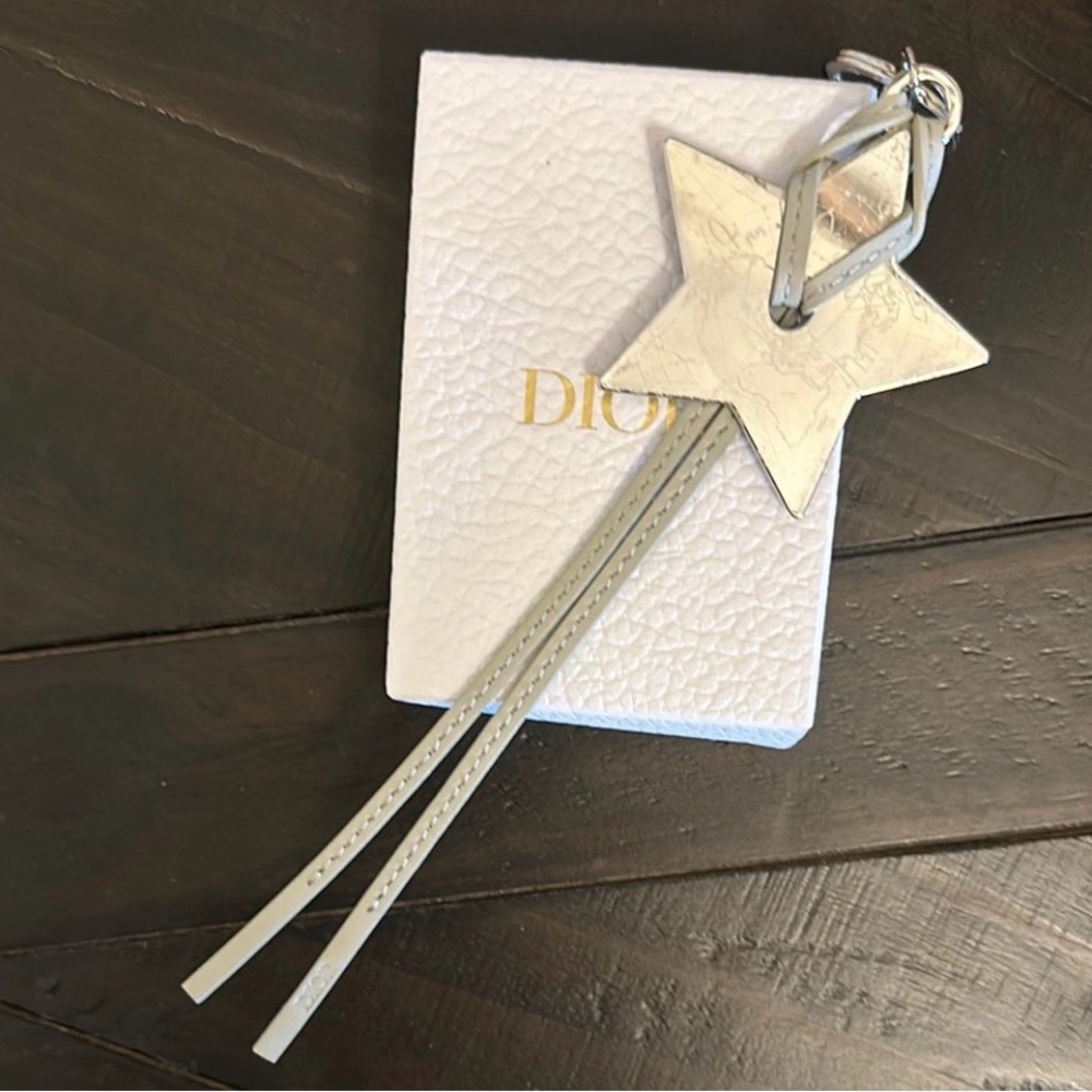 Dior Limited Edition Plan De Paris Key Chain NIB